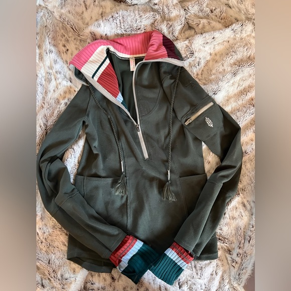 fp movement pullover - Picture 2 of 3